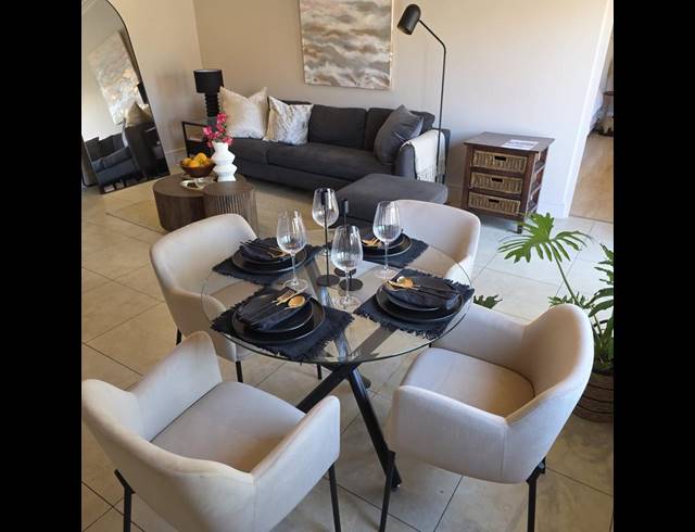 1 BEDROOM APARTMENT FOR SALE IN SEA POINT